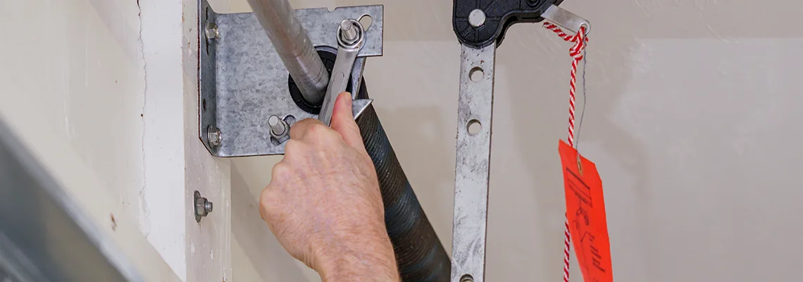 Fix Residential Garage Door in Barrie, Ontario